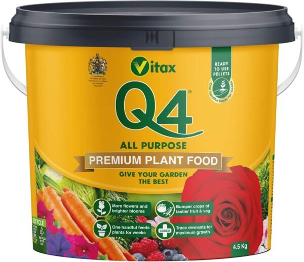 Q4 4.5Kg (1) Vitax Q4 Fertiliser Pellets 4.5Kg – All-Purpose Plant Food for Flowers, Vegetables & Lawns