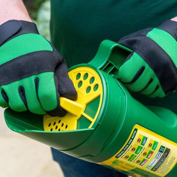 9187hsiNRbL._AC_SL1500_ Miracle-Gro Multi Use Spreader- Suitable for Lawn food & Lawn seed