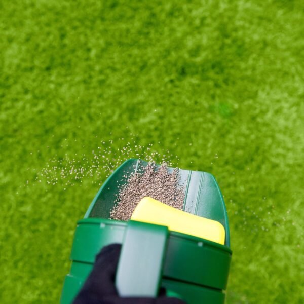 91fWuE4K3BL._AC_SL1500_ Miracle-Gro Multi Use Spreader- Suitable for Lawn food & Lawn seed